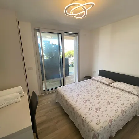 Penthouse Golden Lux With Sea View Apartamento Lignano Sabbiadoro Exterior foto