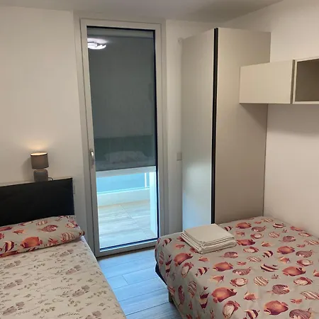Penthouse Golden Lux With Sea View Apartamento Lignano Sabbiadoro Exterior foto