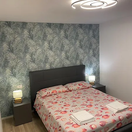 Penthouse Golden Lux With Sea View Apartamento Lignano Sabbiadoro Exterior foto