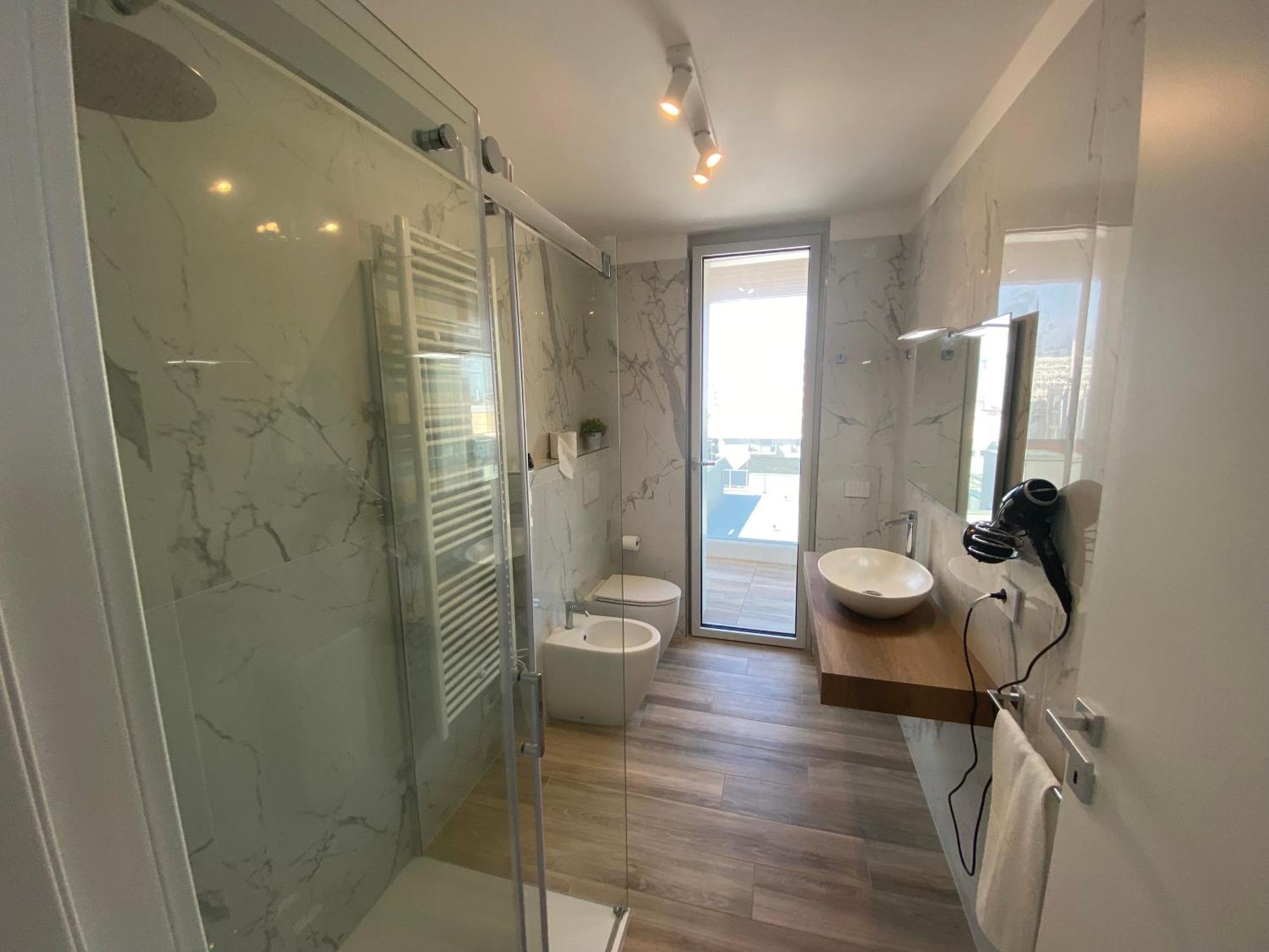 Penthouse Golden Lux With Sea View Apartamento Lignano Sabbiadoro