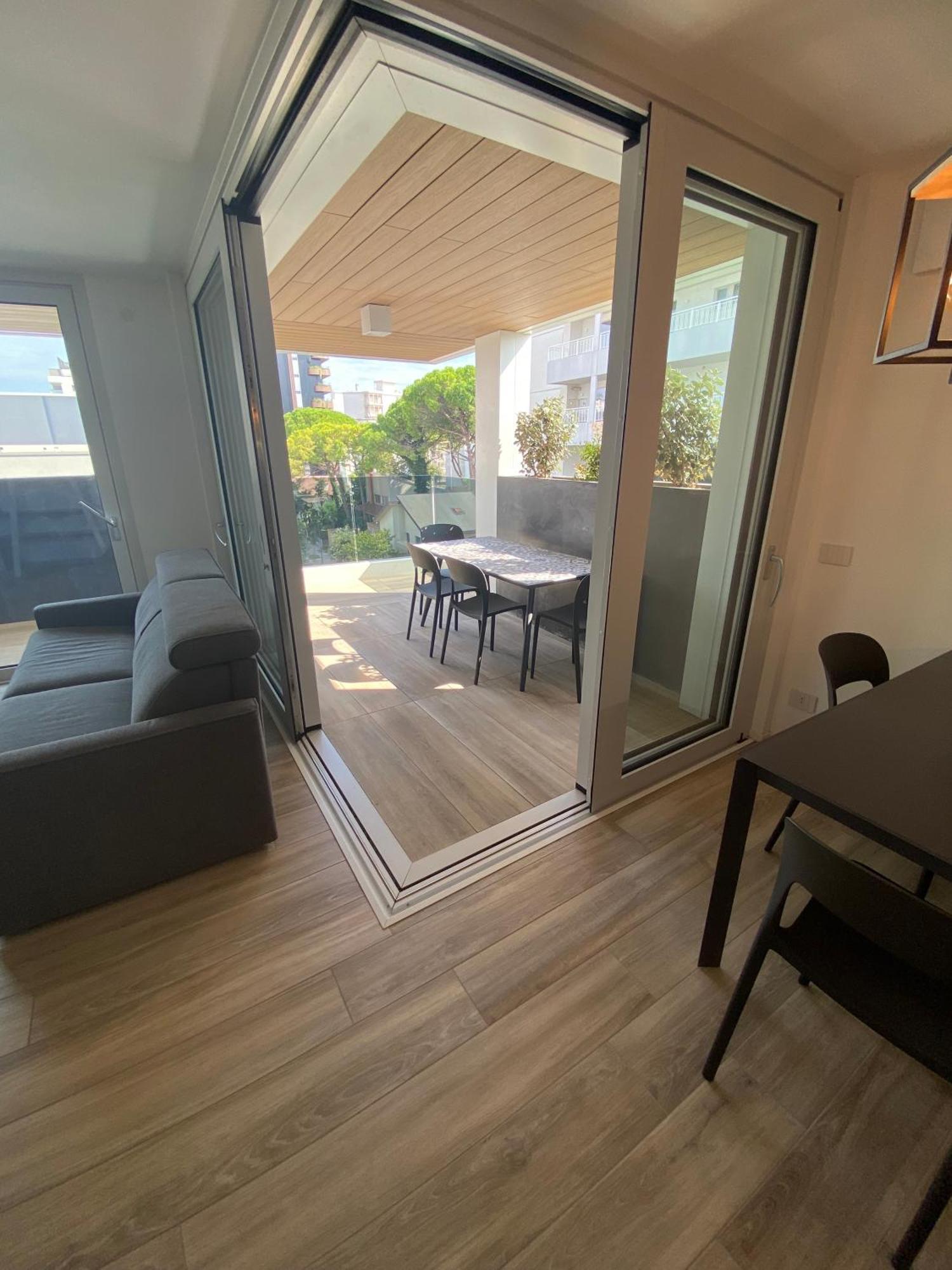 Penthouse Golden Lux With Sea View Lignano Sabbiadoro